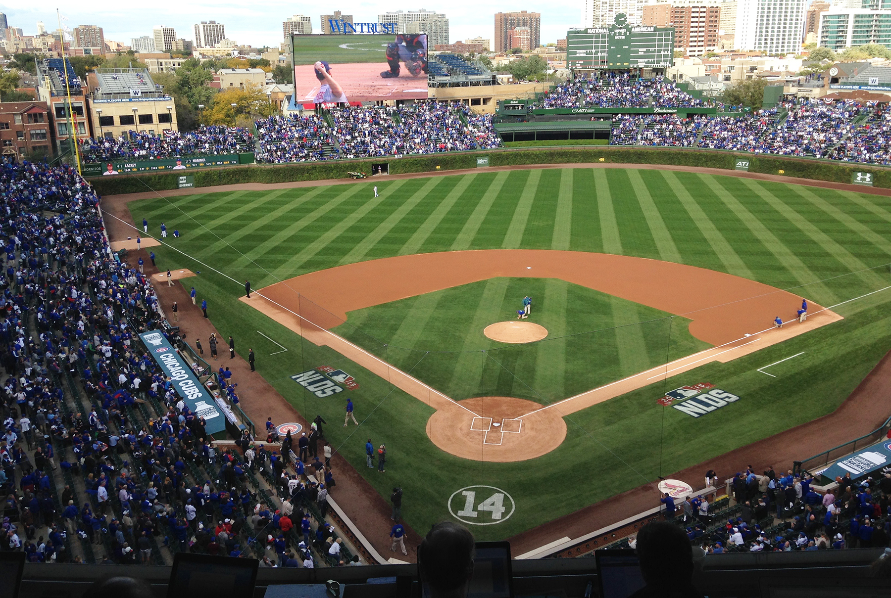 Cubs to celebrate division title, fans hope hope for big things this  postseason - Chronicle Media