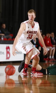 Mike Blaszcyk scored 15 points in Friday’s 63-60 semifinal victory over Amherst College. (Benedictine University photo by Steve Woltmann) 