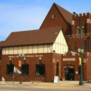 Midwest Museum of Natural History in Sycamore offers a variety of programs for families and school children. (Photo courtesy Midwest Museum of Natural History)