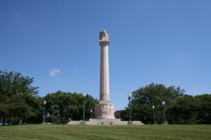 The Illinois Centennial Memorial Column, located in the Logan Square community, was built in 1918 to celebrate the 100th anniversary of Illinois’ statehood. The monument was designed by Henry Bacon, the famous architect of the Lincoln Memorial in Washington D.C. (Photo taken by a Logan Square resident)