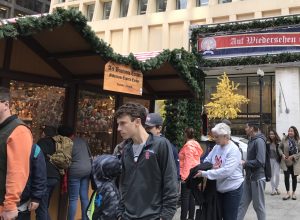 Shoppers begin browsing on opening day of the Christkindlmarket Chicago at Daley Plaza in Chicago on Nov. 18. (Photo by Karie Angell Luc / for Chronicle Media)