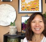 Peoria therapists finds unique way to beat stress