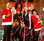 Second City holiday show pokes fun at family interactions