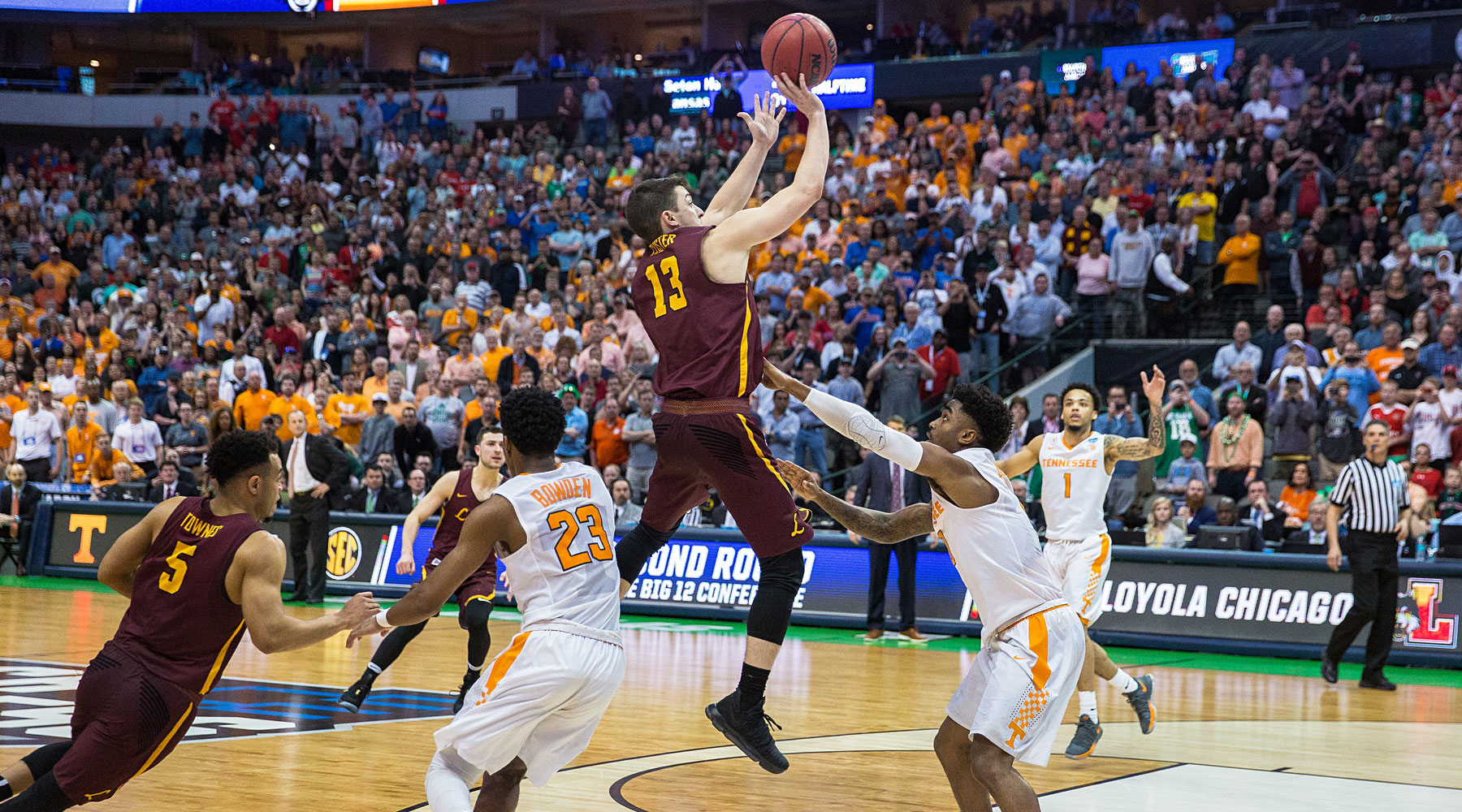 Loyola men’s basketball team nets Chicago honors Chronicle Media