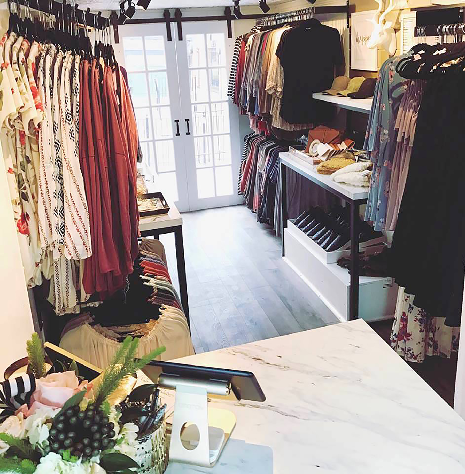 7 Must-Haves for Your Mobile Boutique