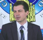 Buttigieg tells Chicago audience he sees a different future for country