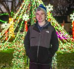 Metea Valley grad keeps holiday tradition alive with Naperville lights show