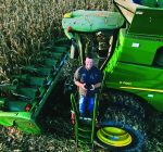 R.F.D. NEWS & VIEWS: Illinois farmer wins NCGA photo contest