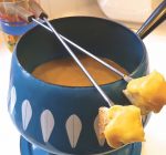 CREATIVE FAMILY FUN:  Cheese fondue scores for Super Bowl supper