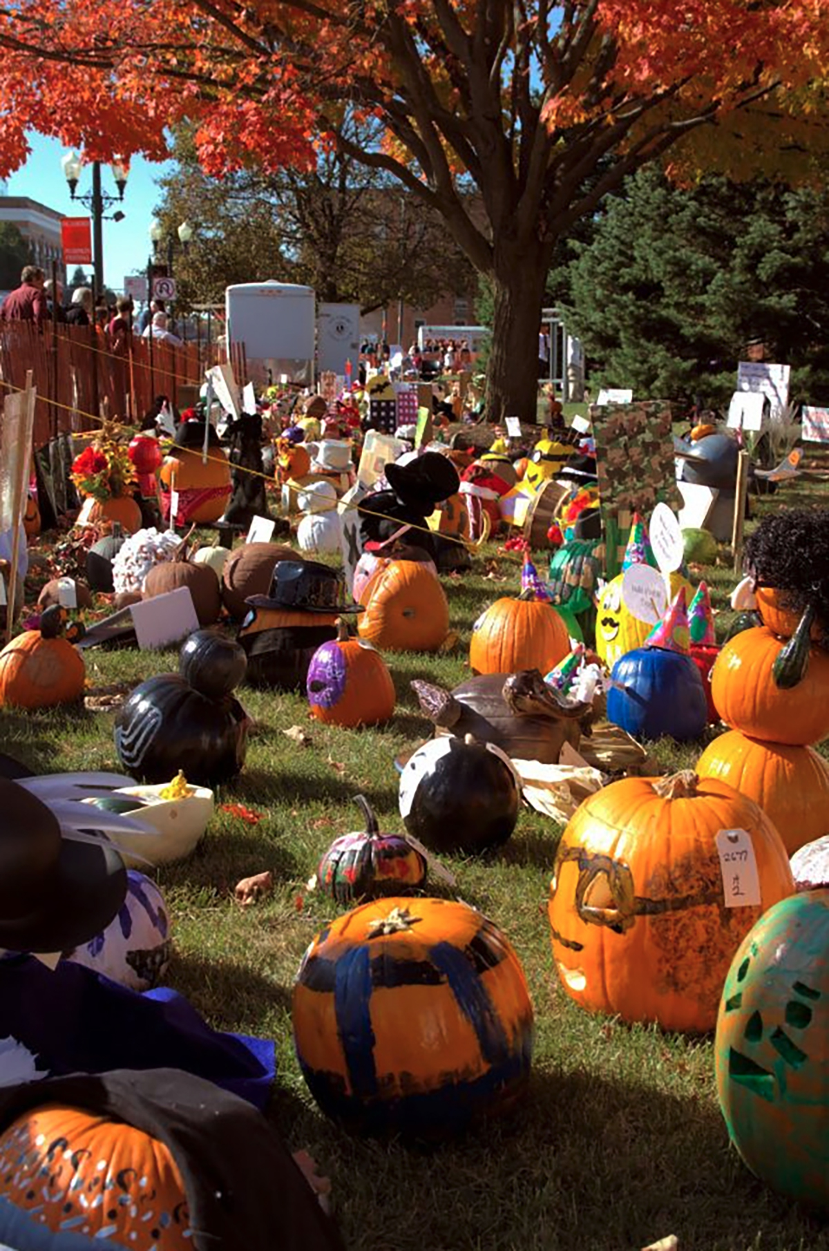 ExSycamore principal named Pumpkin Festival parade grand marshal