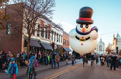 Annual Rockford holiday season kickoff has old favorites and new attractions