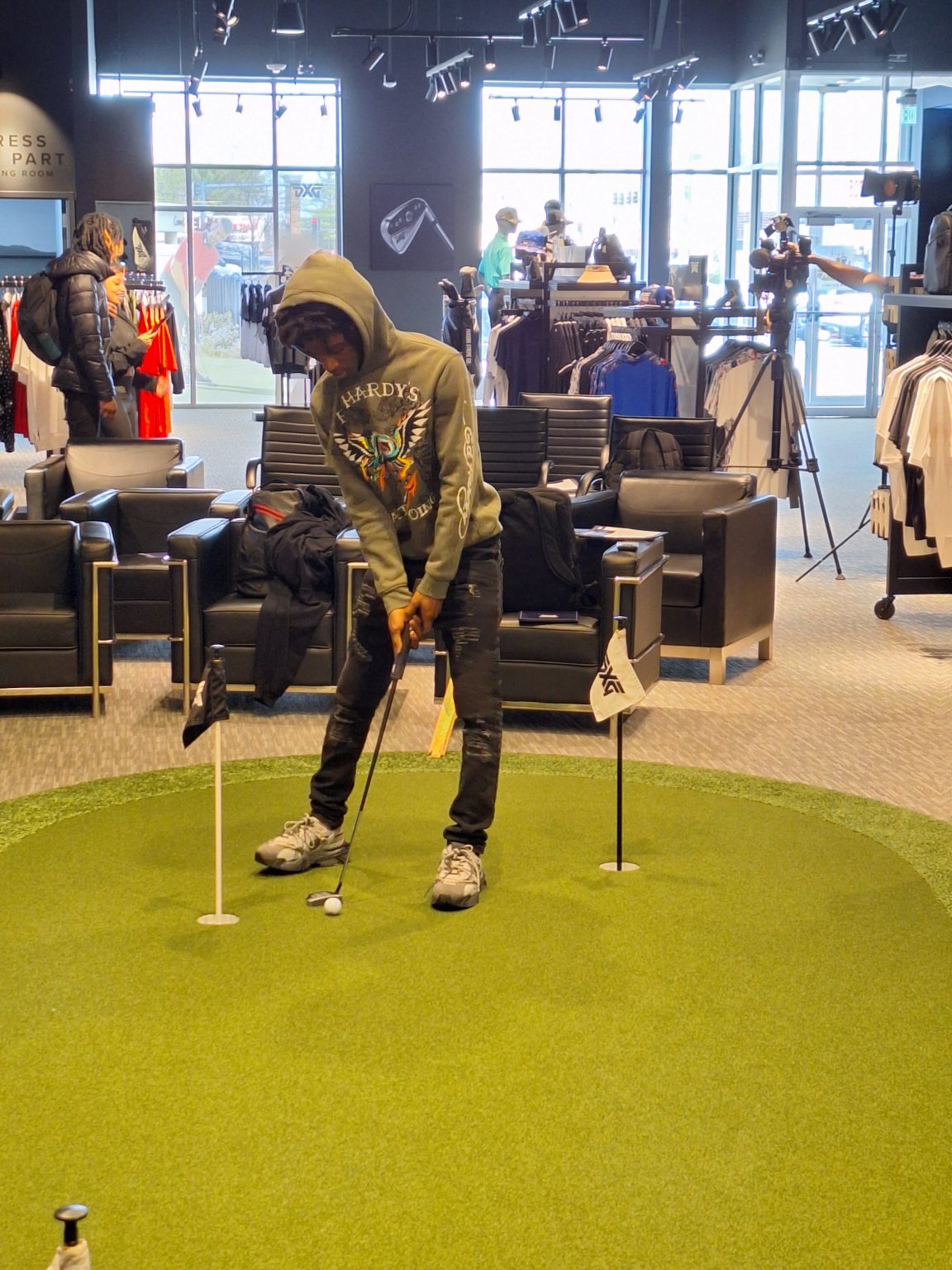 Students put math and science knowledge to work at golf store ...