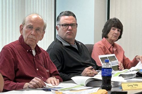 Residents oppose proposed solar farm