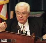 Hyde’s name to be taken off courthouse