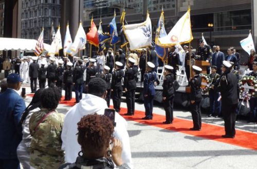 Chicago to honor fallen heroes with wreath-laying, parade