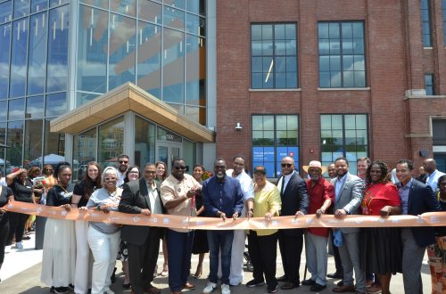 Chicago West Side workforce development center opens